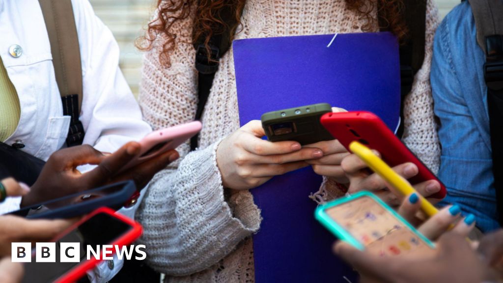 Use film-style age ratings to limit teens social media say Lib Dems Use film-style age ratings to limit teens social media say Lib Dems